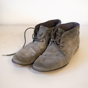 Grey Suede Chukkas Mens Size 11